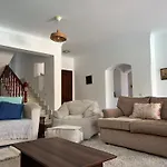 Villa By The Pyramids